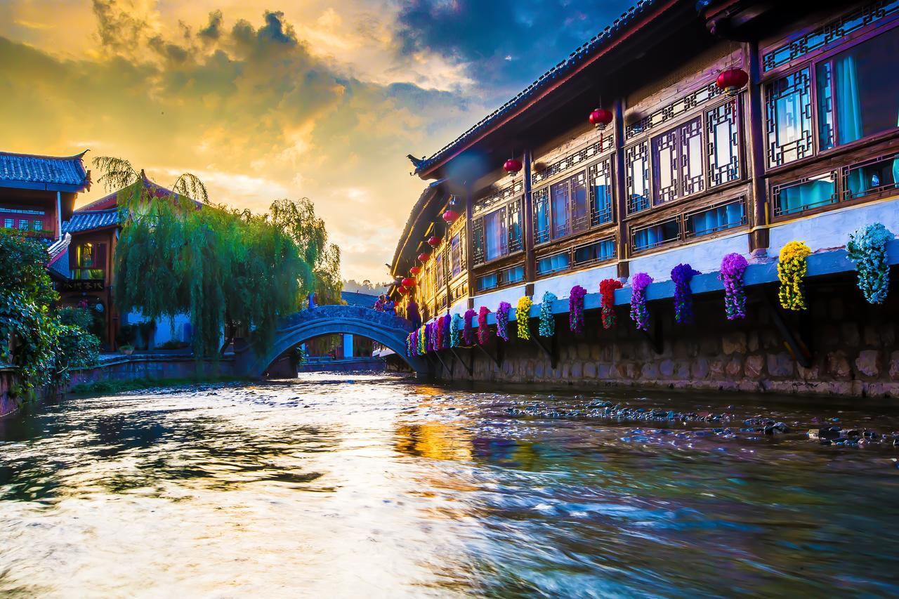 Love Cloud Boutique Chain Hotel In The Water Side Li-ťiang Exteriér fotografie