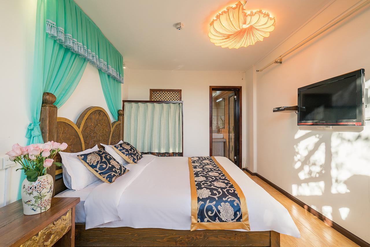 Love Cloud Boutique Chain Hotel In The Water Side Li-ťiang Exteriér fotografie